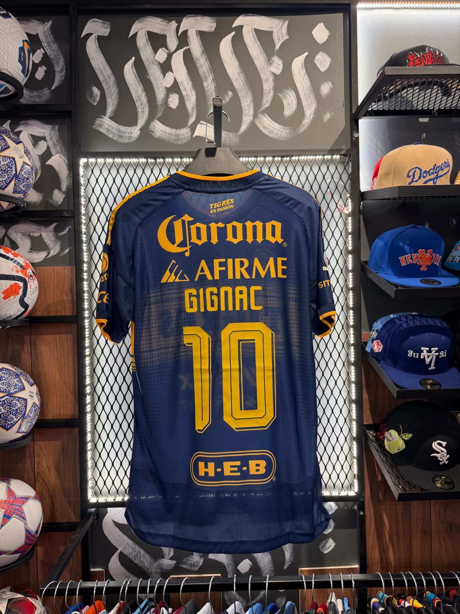 10 Gignac Tigres UANL Away Shirt 2026/27